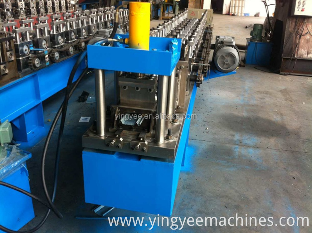 top quality metal galvanized Roller Shutter Door roll forming making machine with gear box high speed